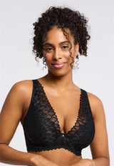 Lacy Full Mystique