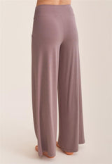 Flared leg pant with pockets