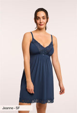Full Bust Support Chemise