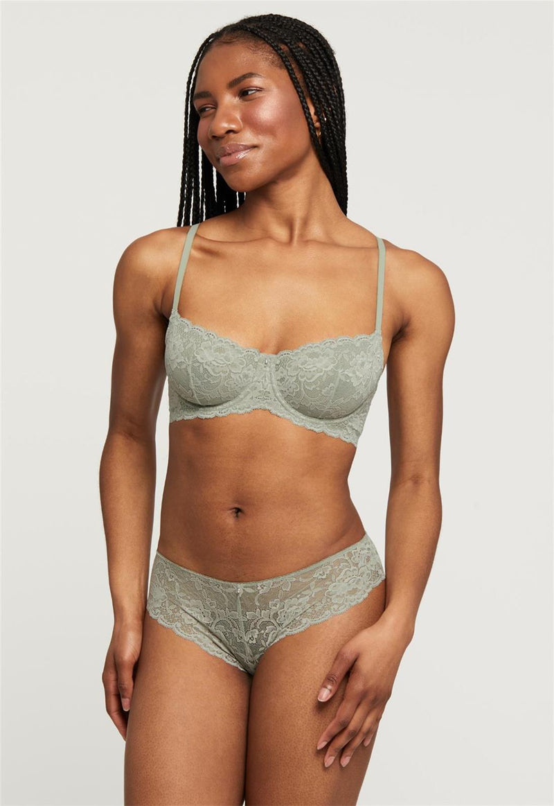 Signature Lace Brazilian