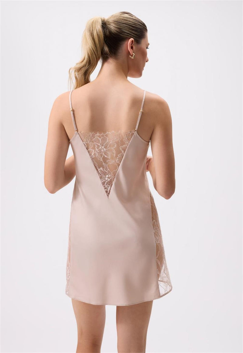 Sincerity Chemise