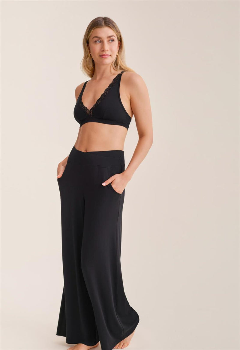 Flared leg pant with pockets