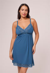 Full Bust Support Chemise