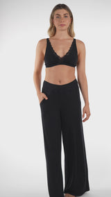 Flared leg pant with pockets